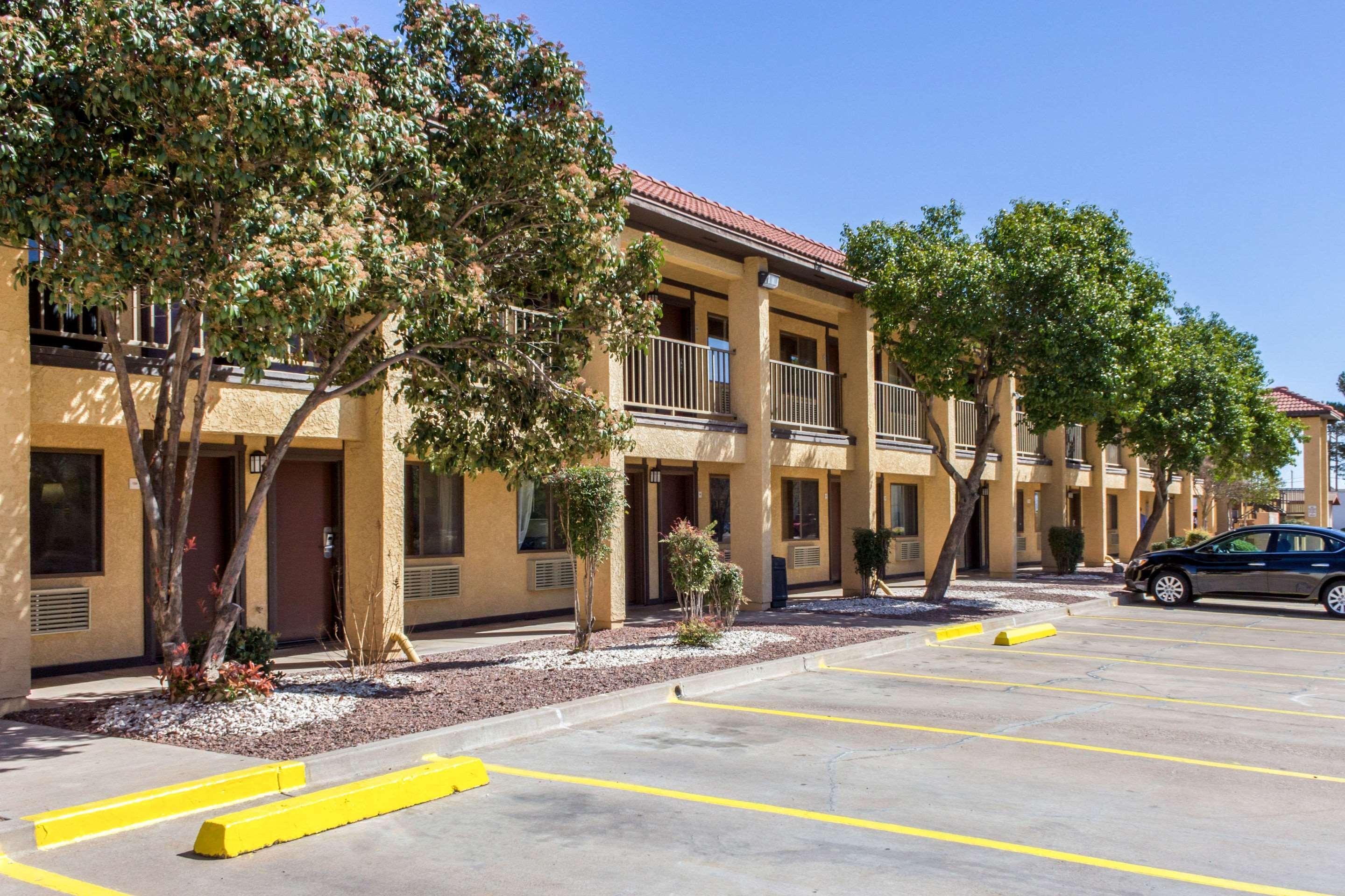 Rodeway Inn Near Ft Huachuca Sierra Vista Dış mekan fotoğraf